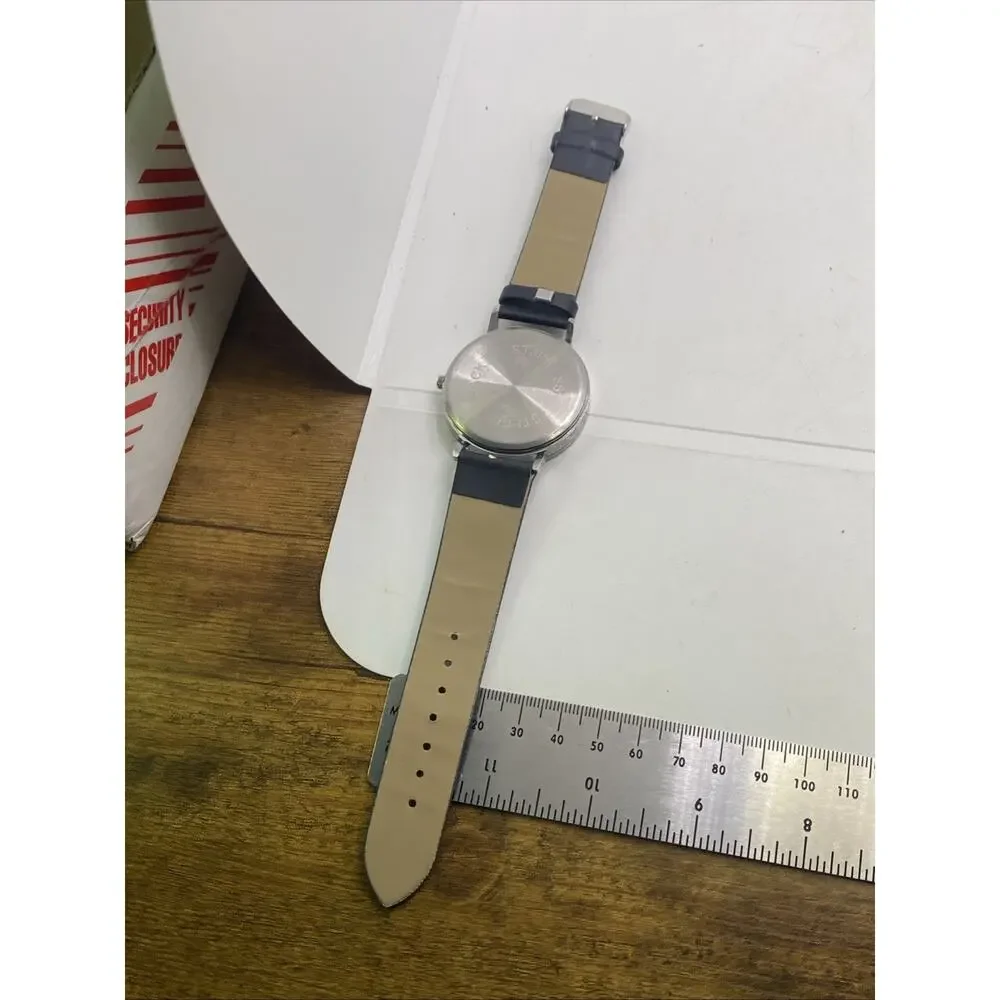 Mens Silver Tone Black Leather Watch New Battery